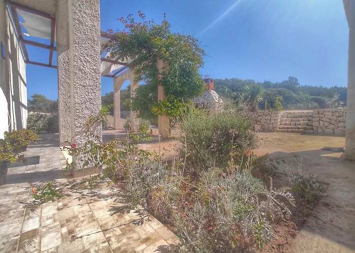 아파트 Franic 사플루나라